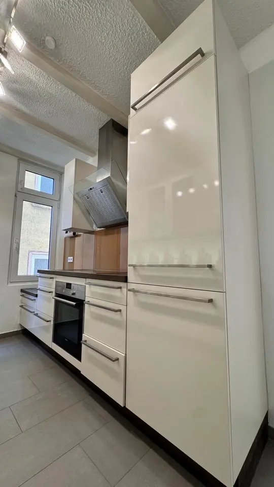 Shared room with 92 m² in Stuttgart – Photo 4