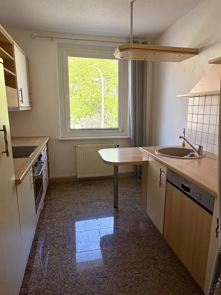 3 Zimmer Wohnung mit 65 m² in Köthen – Bild 3