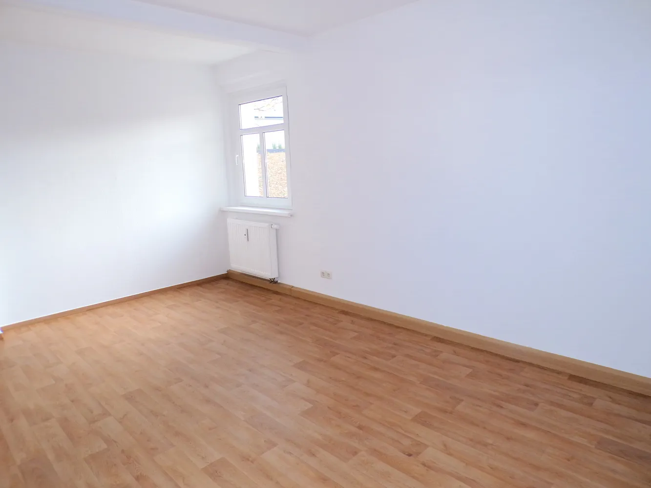 2 Zimmer Wohnung mit 57 m² in Werdau – Bild 5