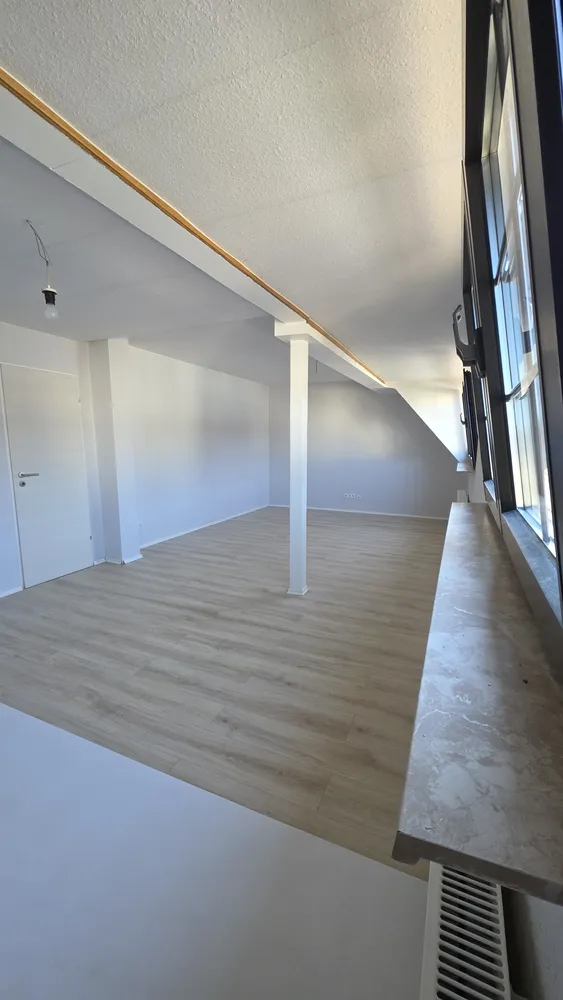 3 Zimmer Wohnung mit 90 m² in Wiesbaden – Bild 3