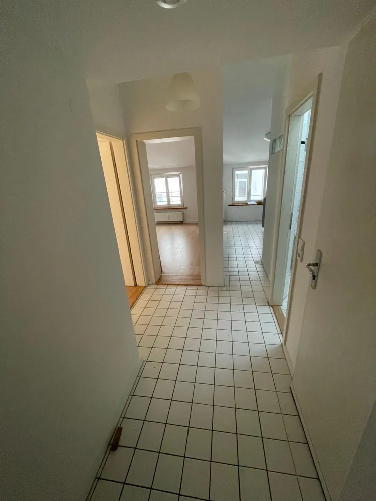 2 room apartment with 55 m² in Frankfurt am Main – Photo 2