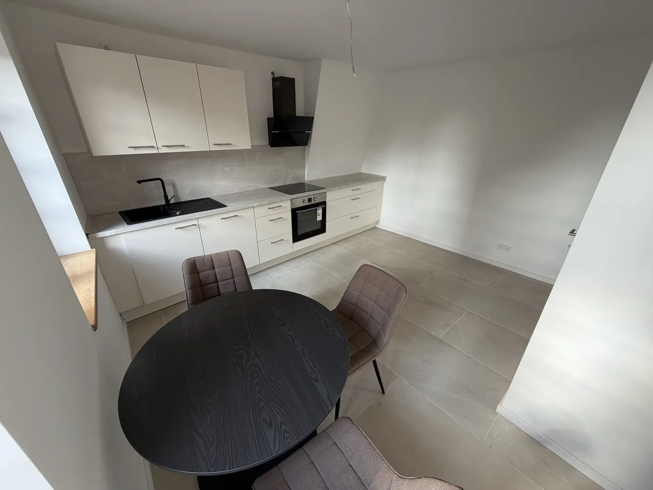 2 Zimmer Wohnung mit 49 m² in Bergheim – Bild 2