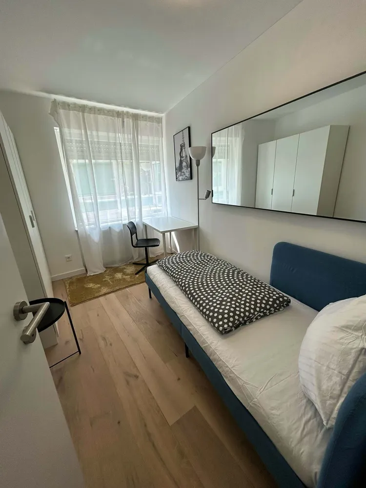Shared room with 15 m² in Munich – Photo 5
