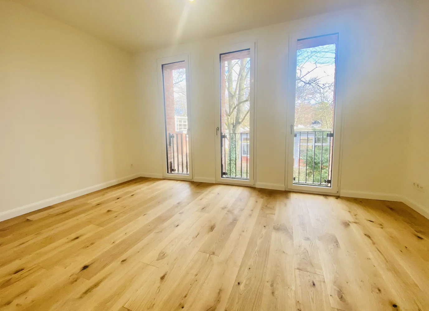 6 Zimmer Wohnung mit 191 m² in Hamburg – Bild 6