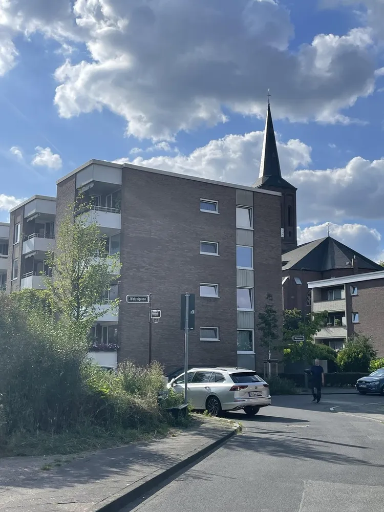 4 Zimmer Wohnung mit 100 m² in Düsseldorf – Bild 3