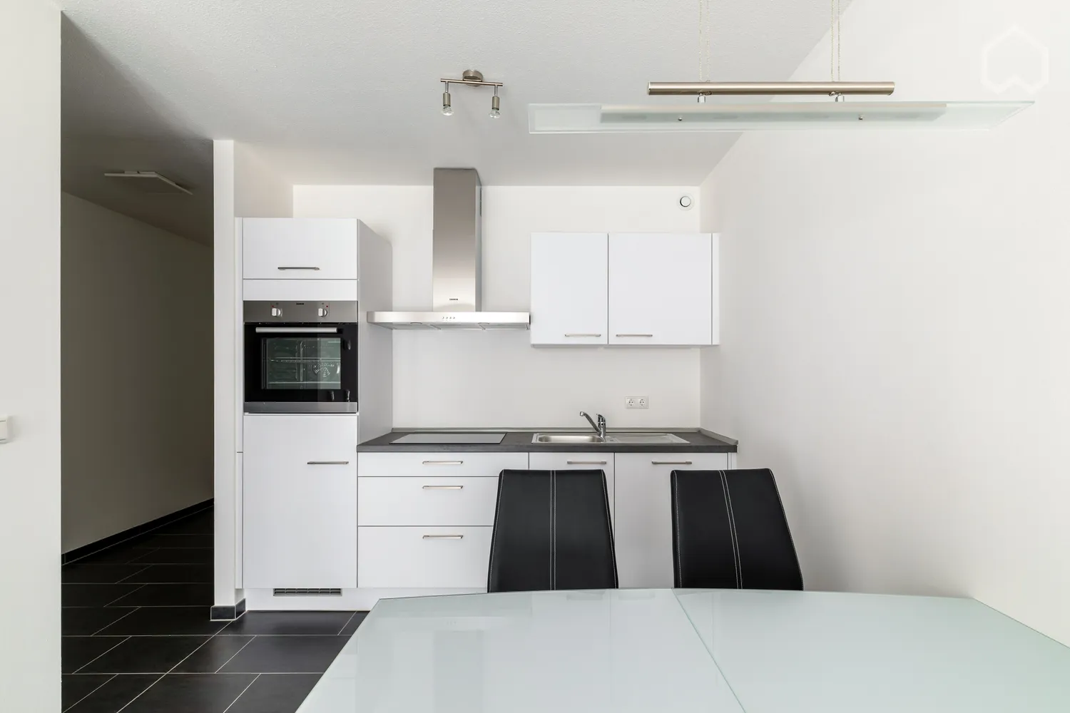 1 room apartment with 43 m² in Frankfurt am Main – Photo 3