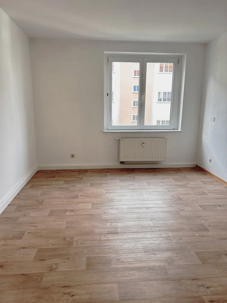 2 room apartment with 55 m² in Zeitz – Photo 3