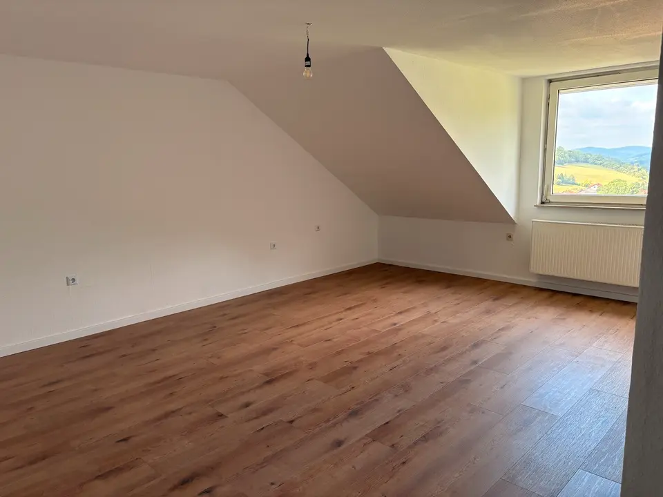 8 Zimmer Haus mit 180 m² in Kassel – Bild 1