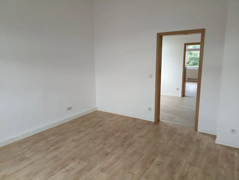 3 Zimmer Wohnung mit 70 m² in Zwickau – Bild 1