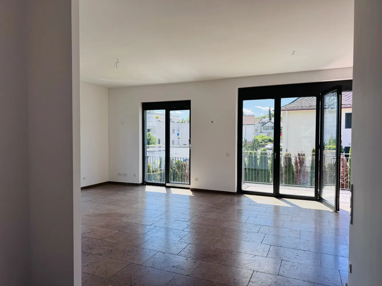 4 Zimmer Wohnung mit 145 m² in Frankfurt am Main – Bild 3