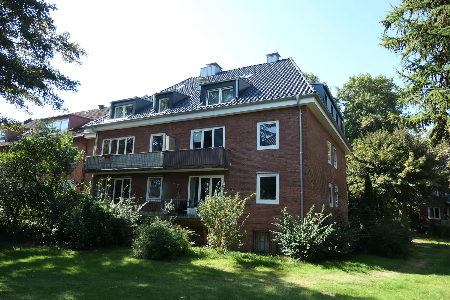 2 room apartment with 63 m² in Hamburg – Photo 1