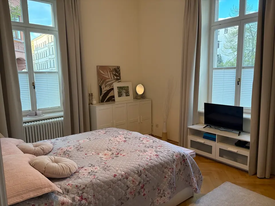 5 Zimmer Wohnung mit 163 m² in Leipzig – Bild 2