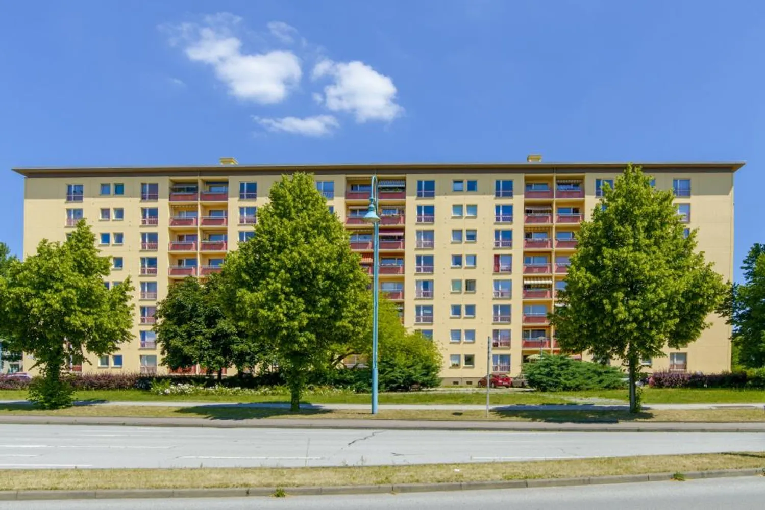 2 Zimmer Wohnung mit 60 m² in Hoyerswerda – Bild 1