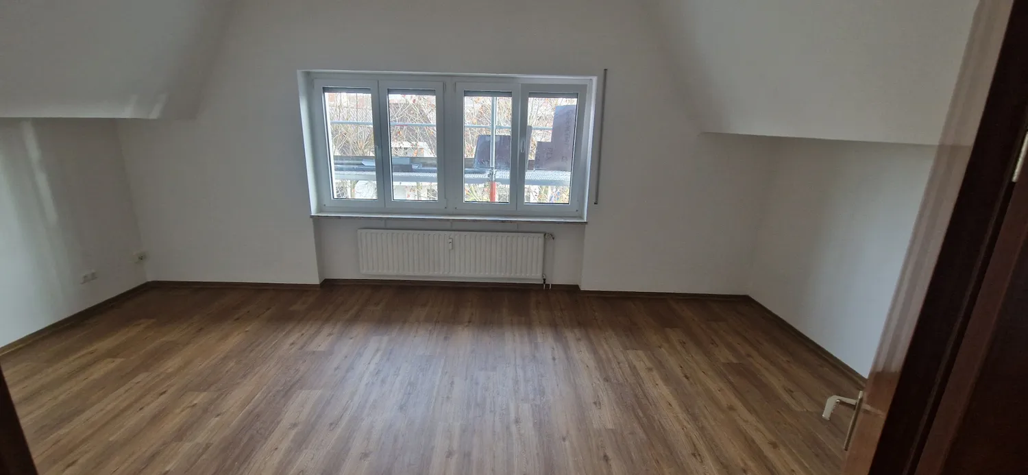 2 Zimmer Wohnung mit 72 m² in Frankfurt am Main – Bild 3