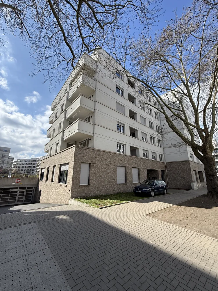 4 Zimmer Wohnung mit 133 m² in Ludwigshafen am Rhein – Bild 2