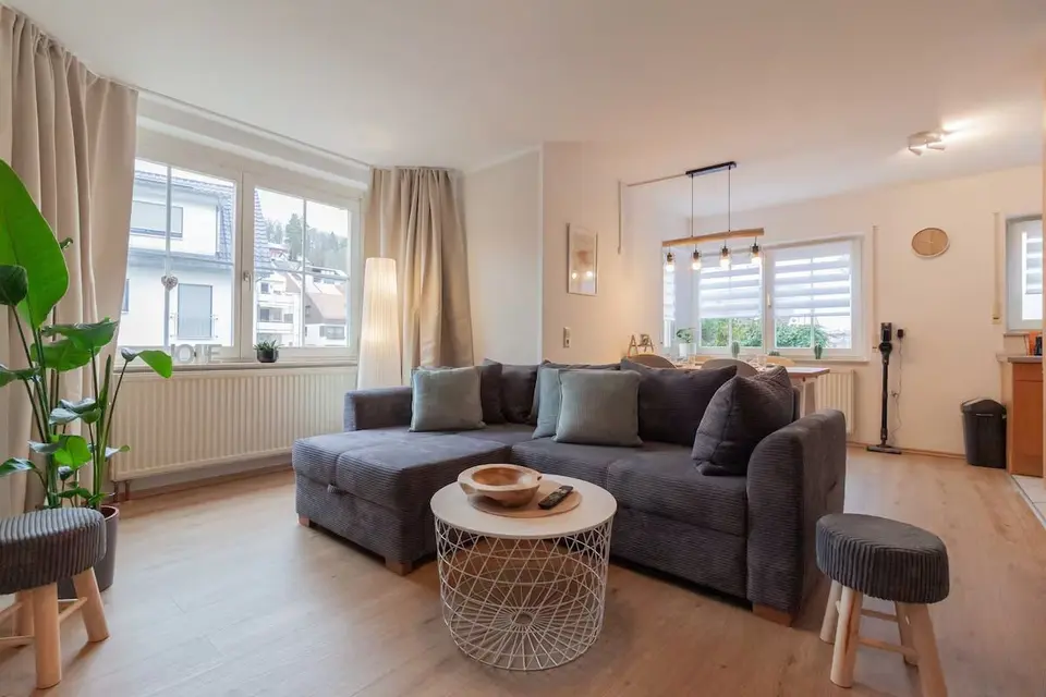 WG-Zimmer mit 58 m² in Herrenberg – Bild 2