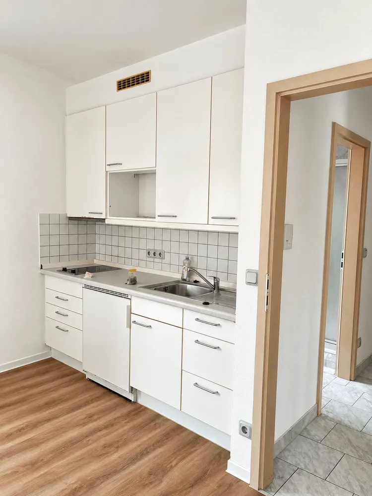 1 Zimmer Wohnung mit 47 m² in Saarbrücken – Bild 2