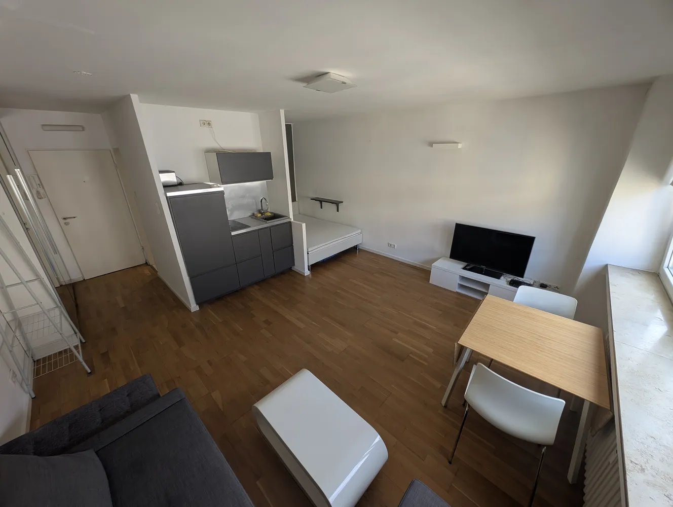 1 Zimmer Wohnung mit 30 m² in Düsseldorf – Bild 2