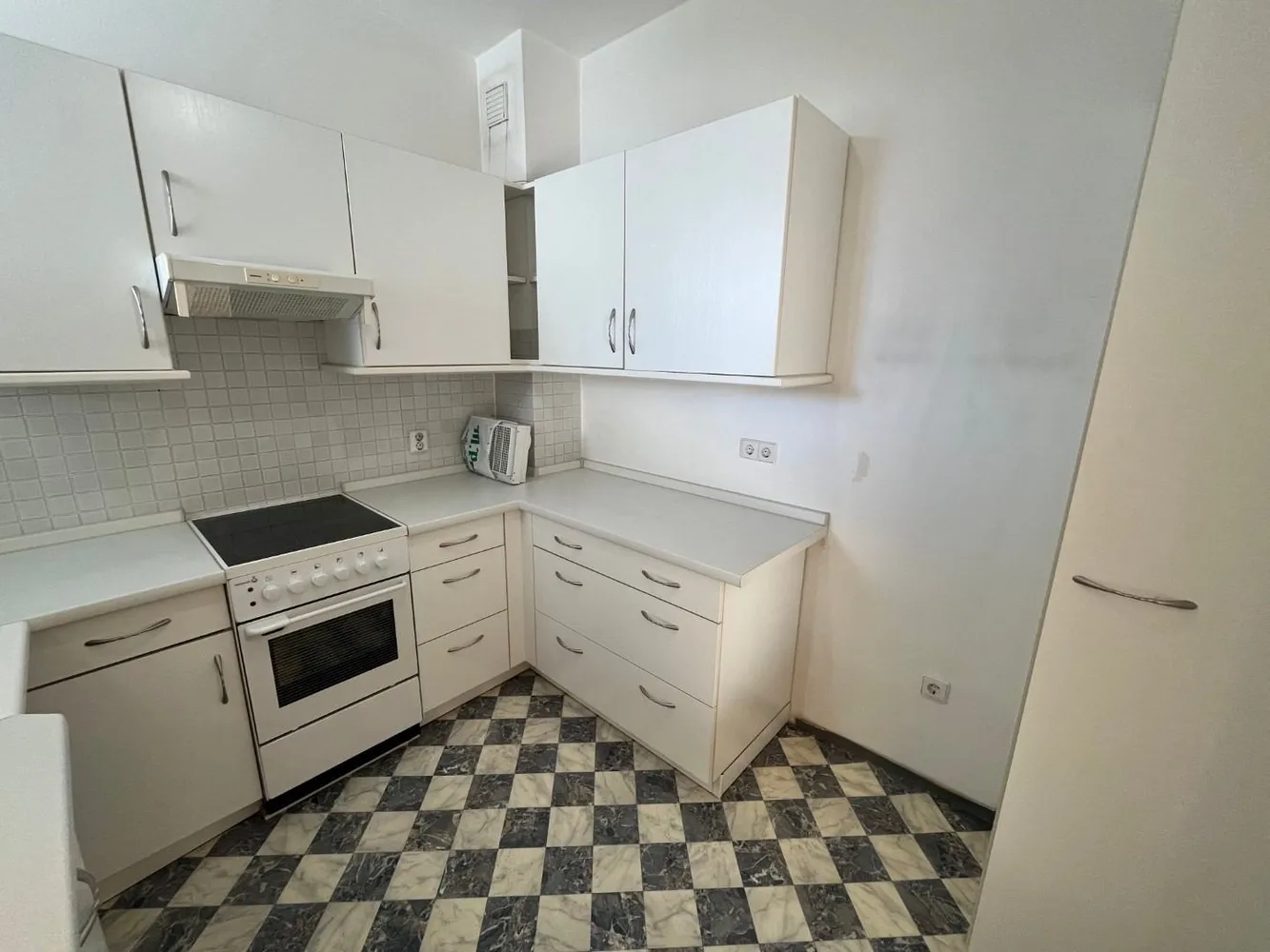 2 Zimmer Wohnung mit 81 m² in Berlin – Bild 5