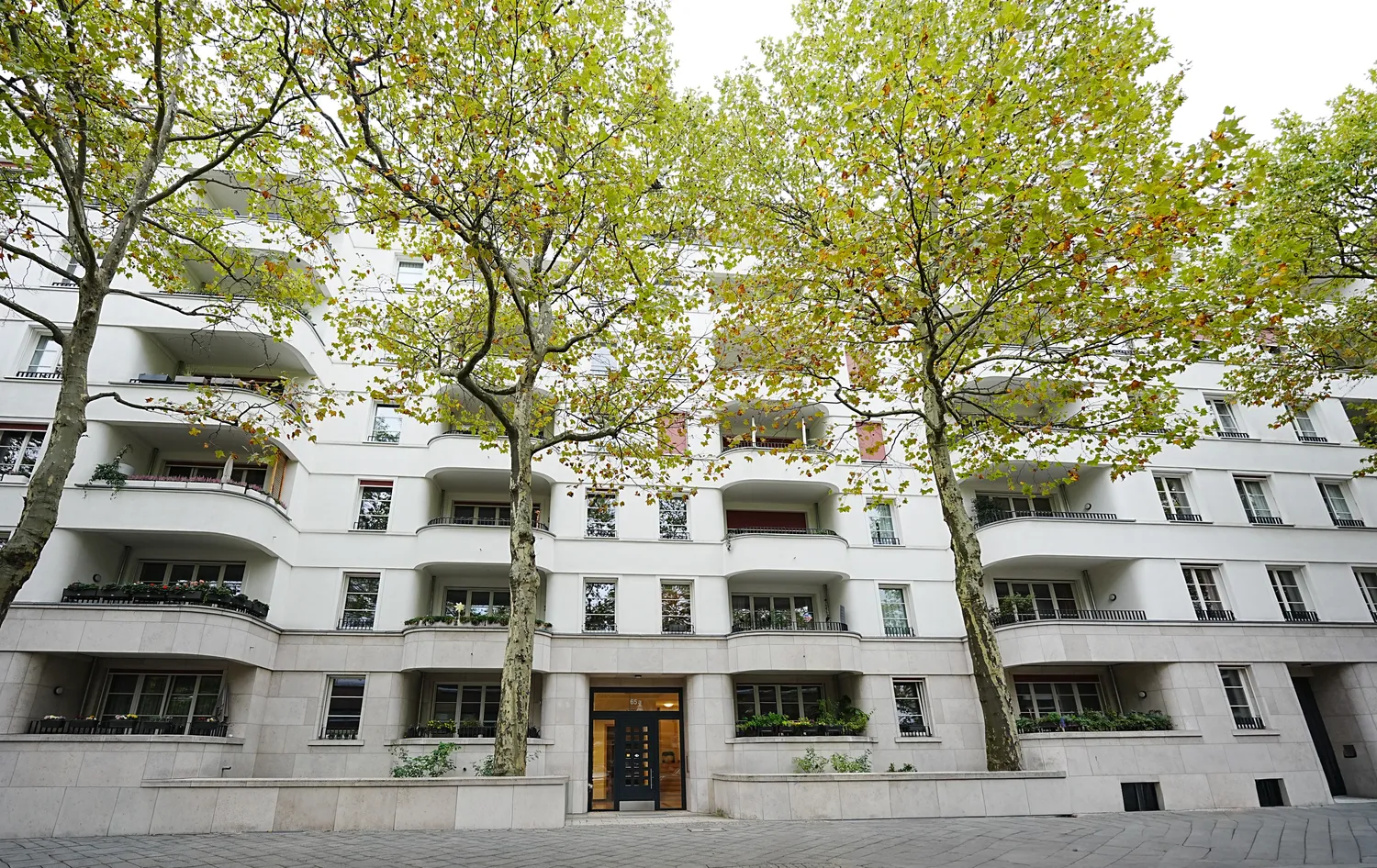 2 Zimmer Wohnung mit 81 m² in Berlin – Bild 2
