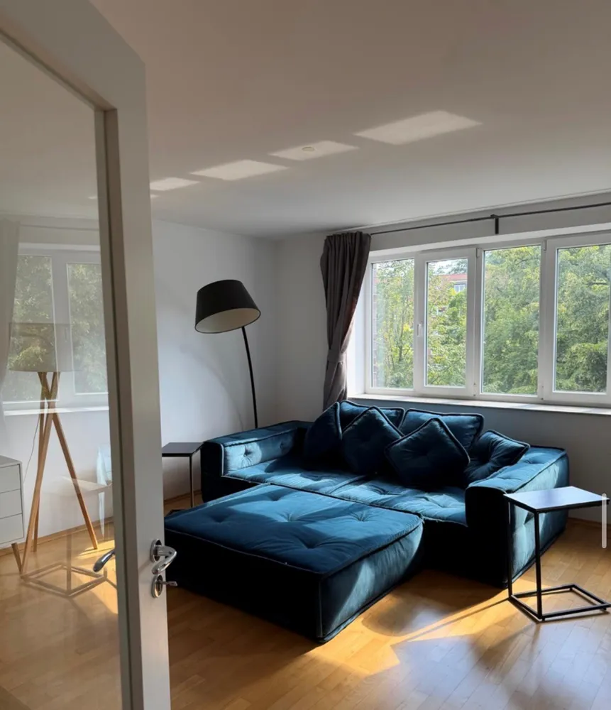 2 Zimmer Wohnung mit 73 m² in Hamburg – Bild 12