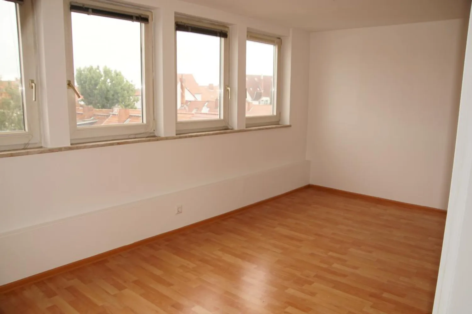 2 Zimmer Wohnung mit 70 m² in Hannover – Bild 2