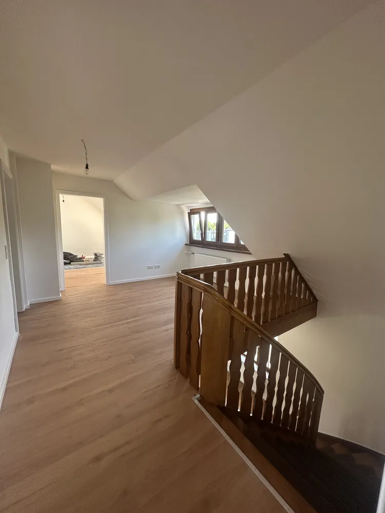 6 Zimmer Wohnung mit 200 m² in Wuppertal – Bild 7