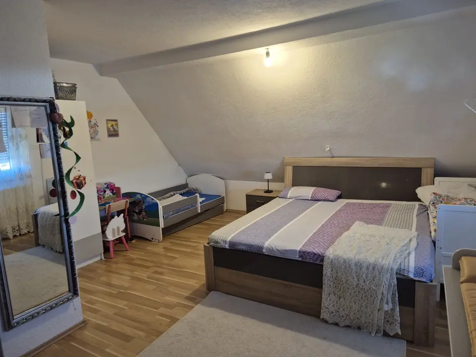 8 Zimmer Wohnung mit 220 m² in Miltenberg – Bild 10