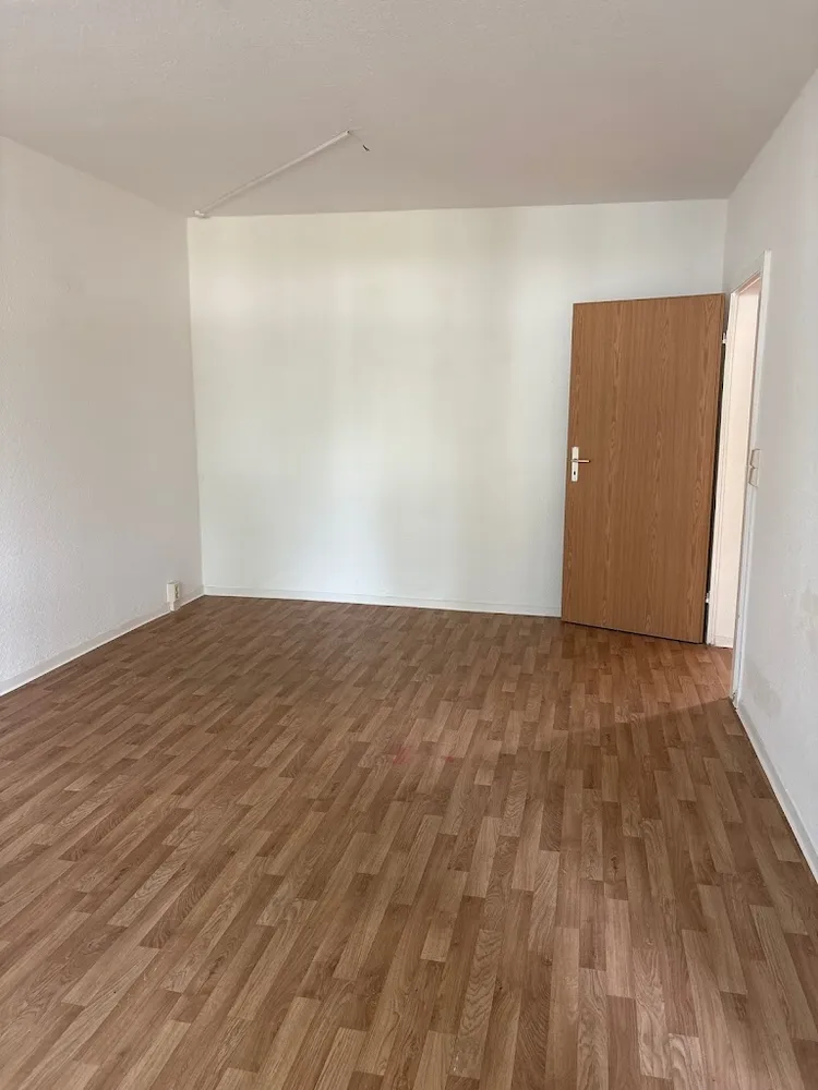 4 Zimmer Wohnung mit 77 m² in Rostock – Bild 2