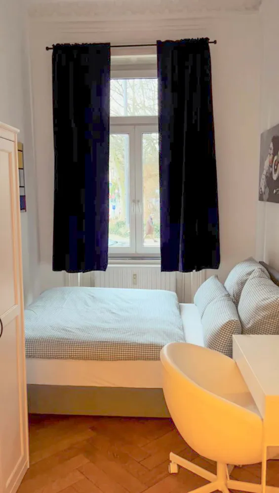 Shared room with 15 m² in Frankfurt am Main – Photo 1