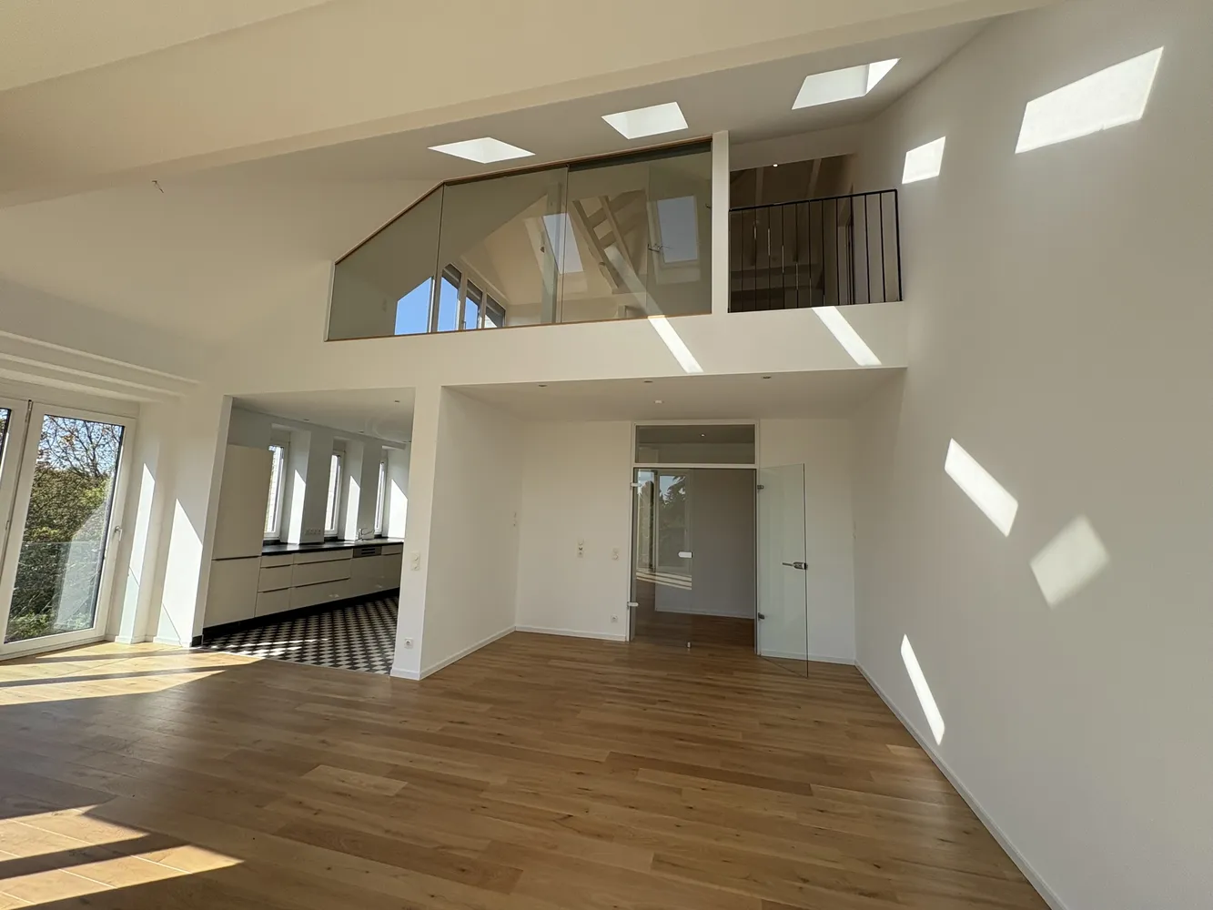 5 Zimmer Wohnung mit 194 m² in Düsseldorf – Bild 5
