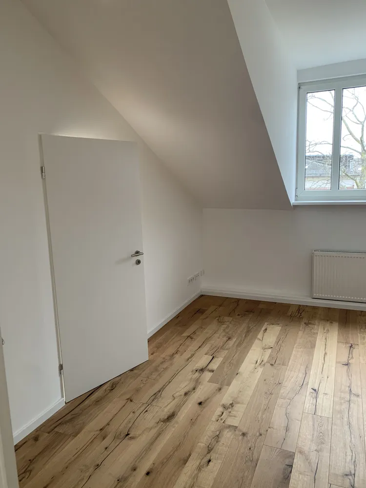4 Zimmer Wohnung mit 93 m² in Frankfurt am Main – Bild 10