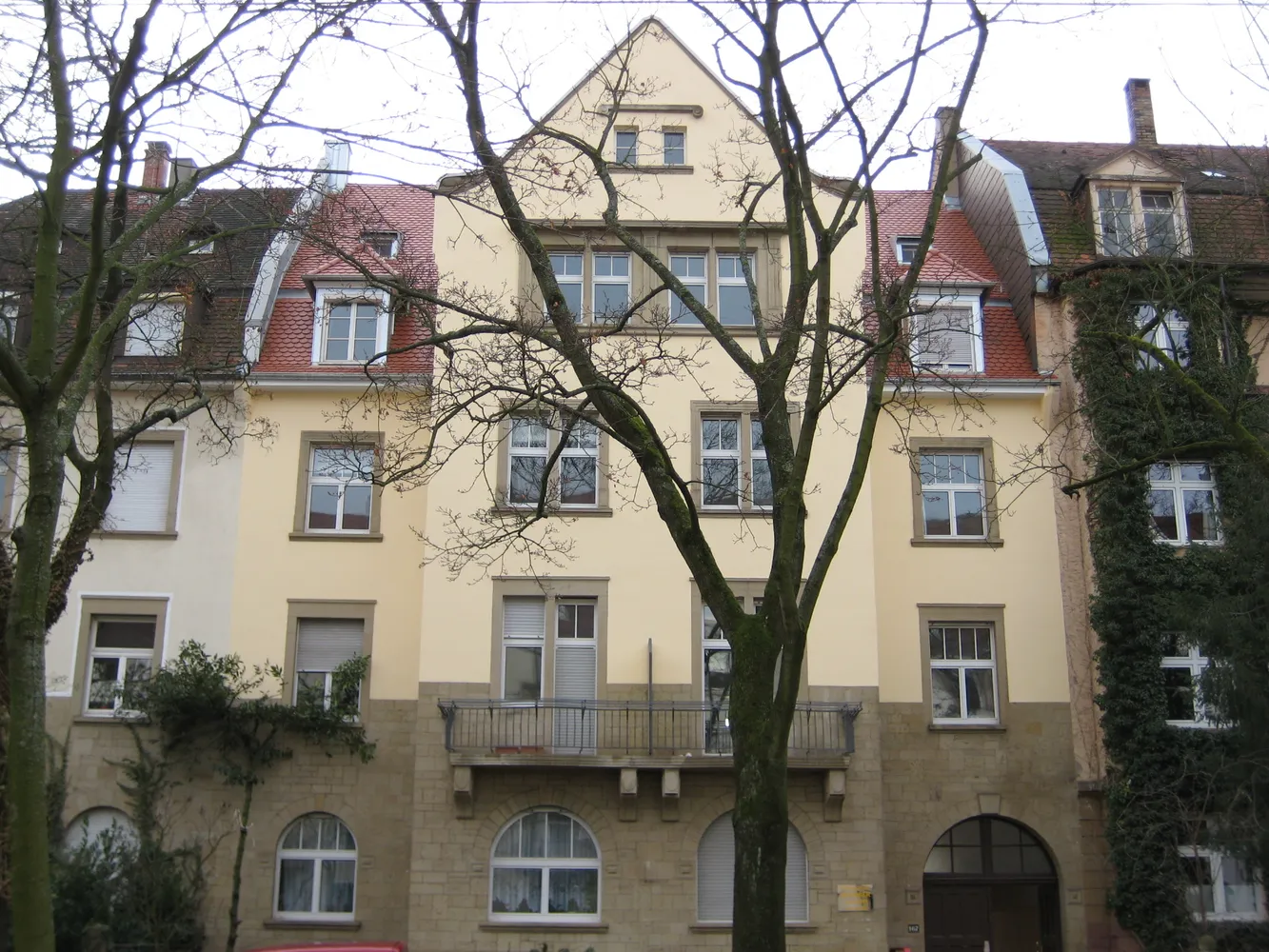 1 Zimmer Wohnung mit 25 m² in Karlsruhe – Bild 2
