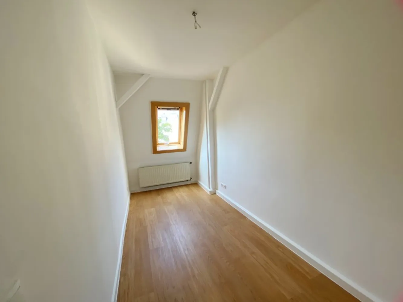 4 Zimmer Wohnung mit 95 m² in Plauen – Bild 5
