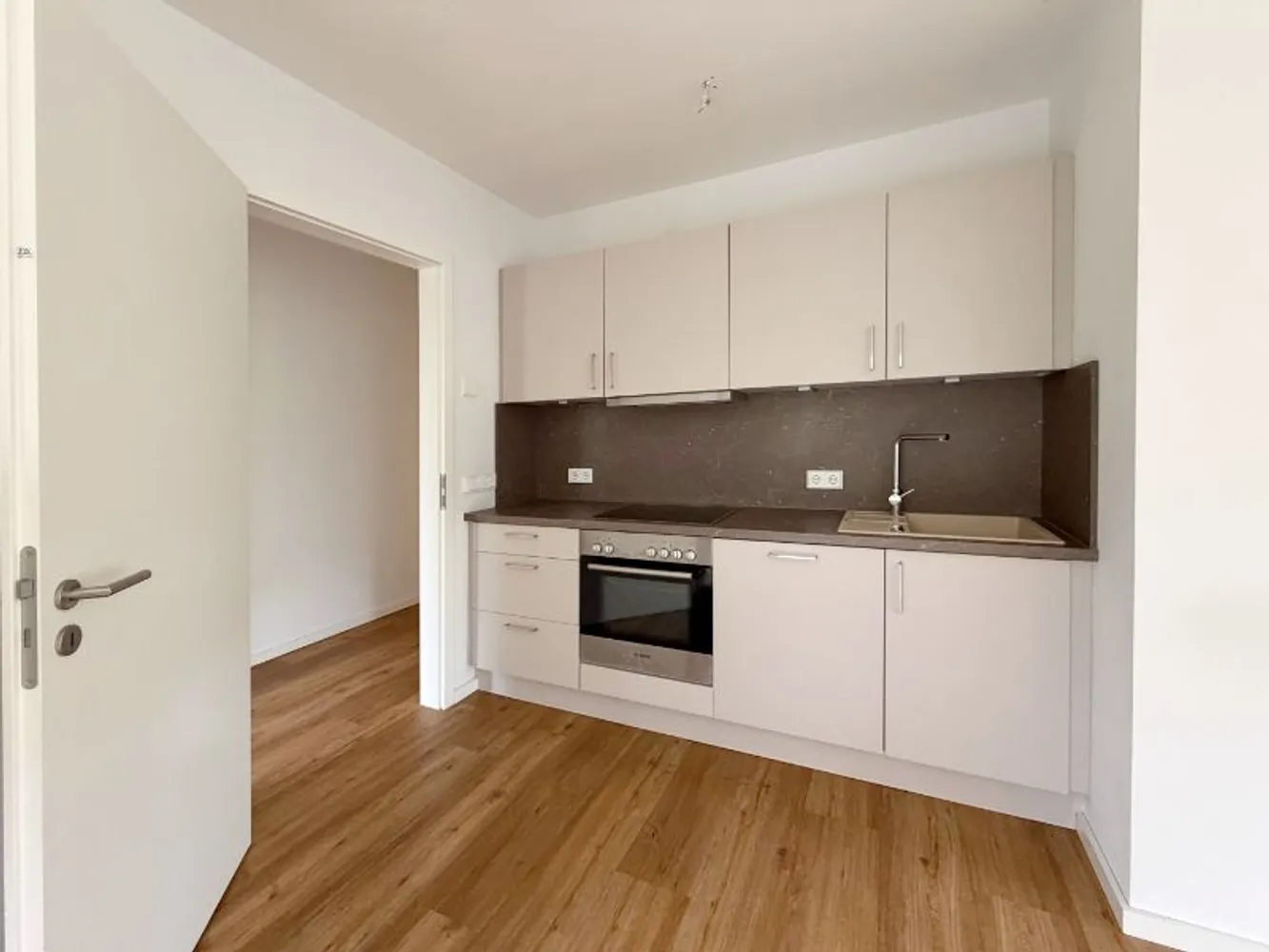 2 room apartment with 64 m² in Hamburg – Photo 9