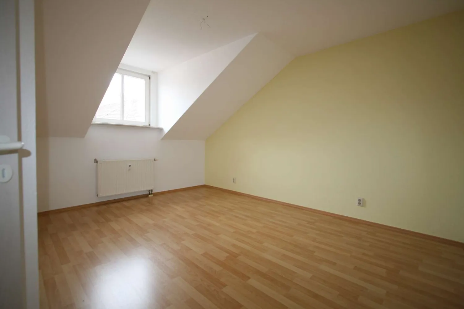 3 Zimmer Wohnung mit 91 m² in Meiningen – Bild 5
