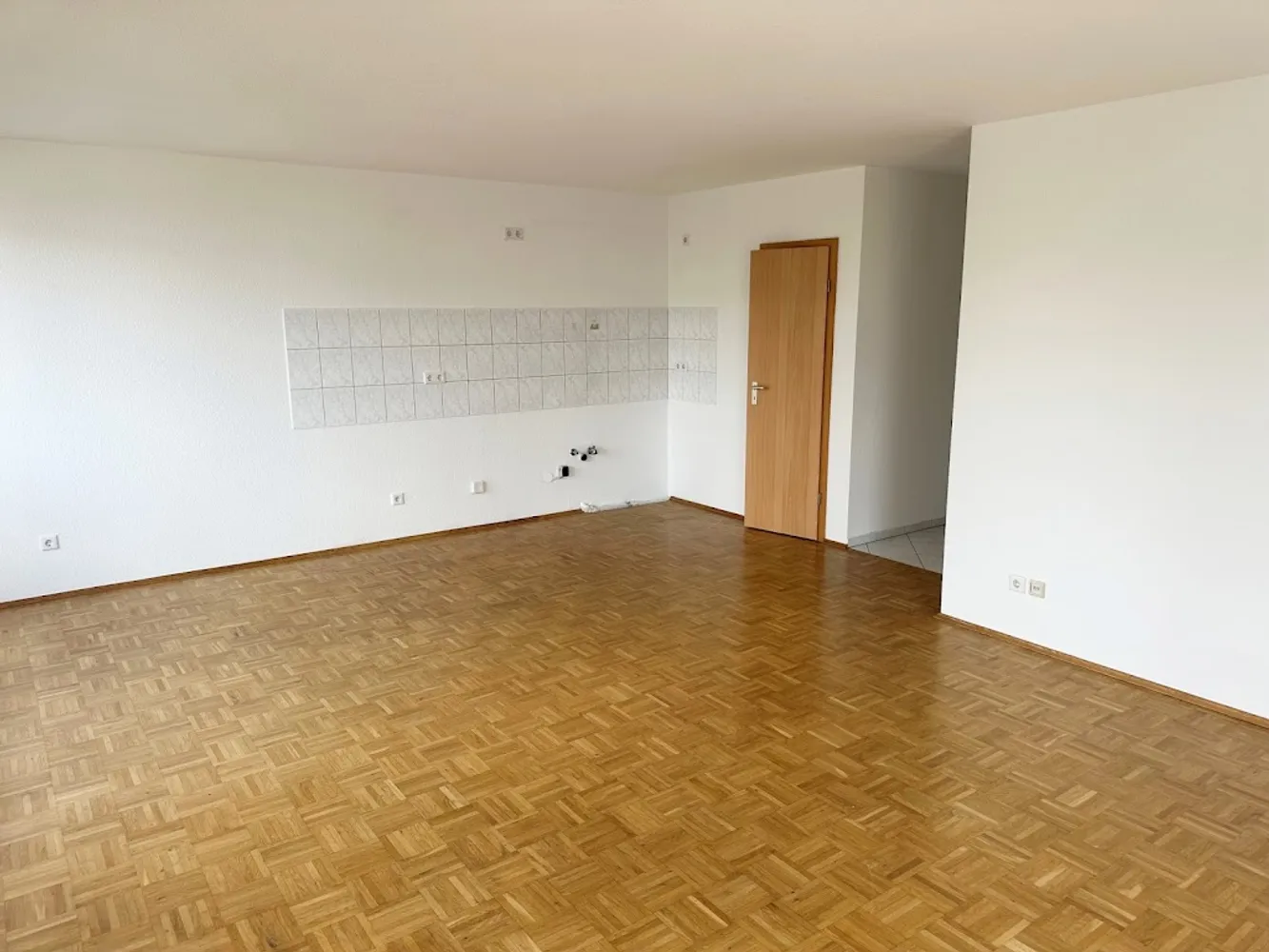 2 Zimmer Wohnung mit 56 m² in Erfurt – Bild 2