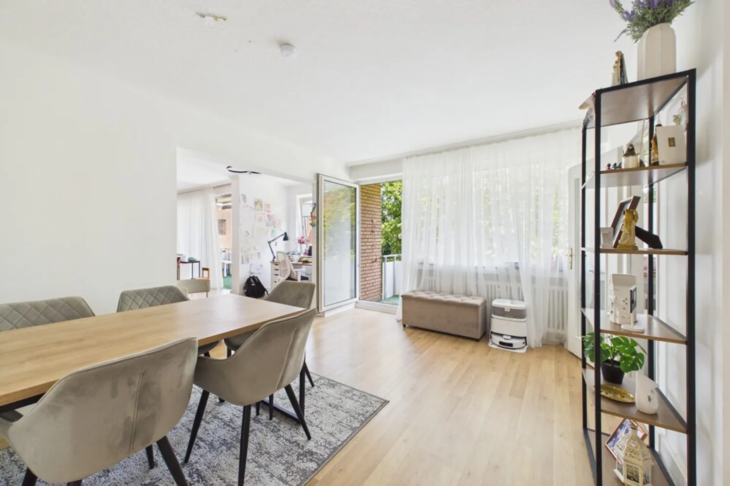 5 Zimmer Wohnung mit 138 m² in Düsseldorf – Bild 6