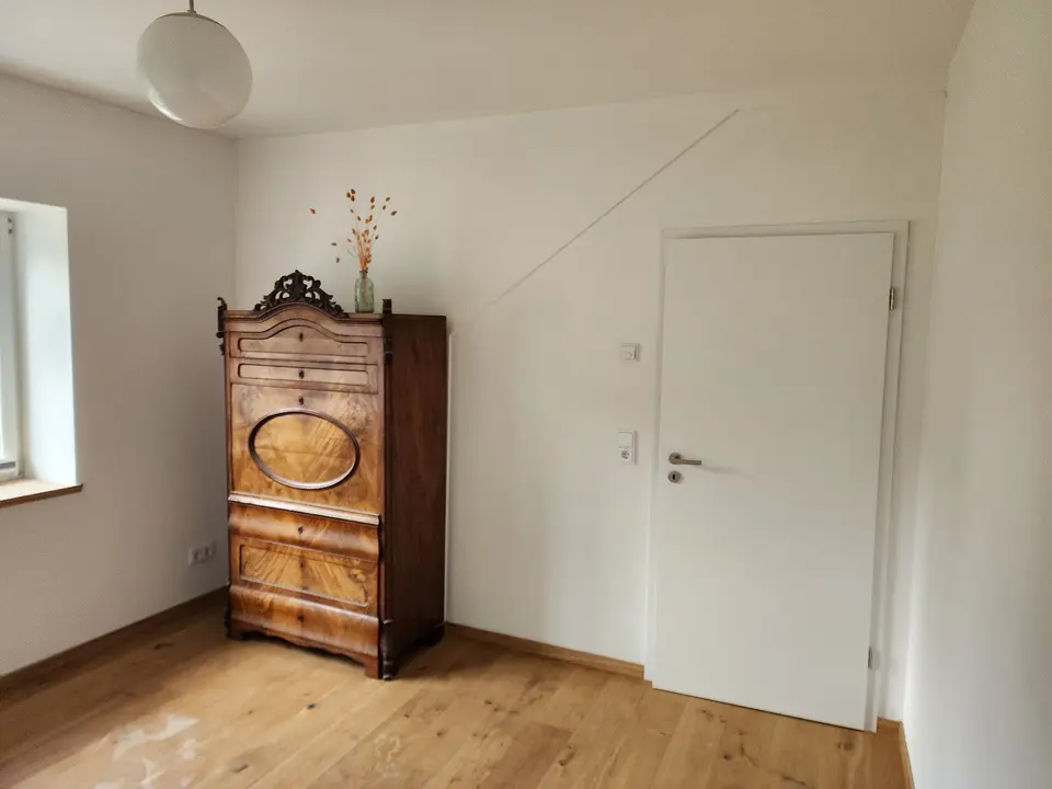 3 Zimmer Wohnung mit 100 m² in Riesa – Bild 2