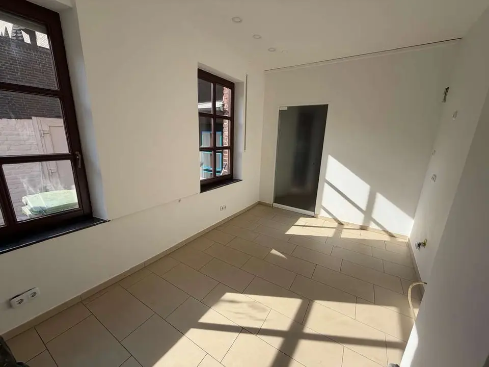 4 Zimmer Wohnung mit 140 m² in Tönisvorst – Bild 7