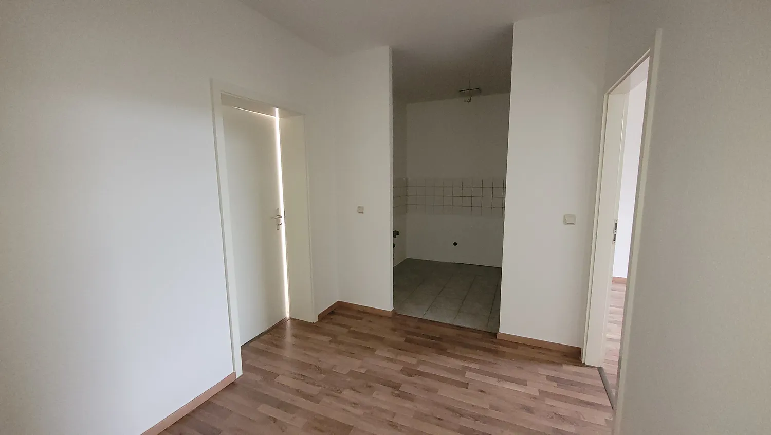 3 room apartment with 69 m² in Chemnitz – Photo 2