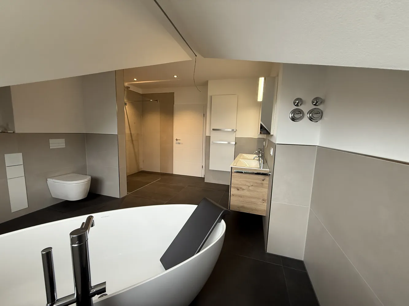 5 room apartment with 219 m² in Rodgau – Photo 2