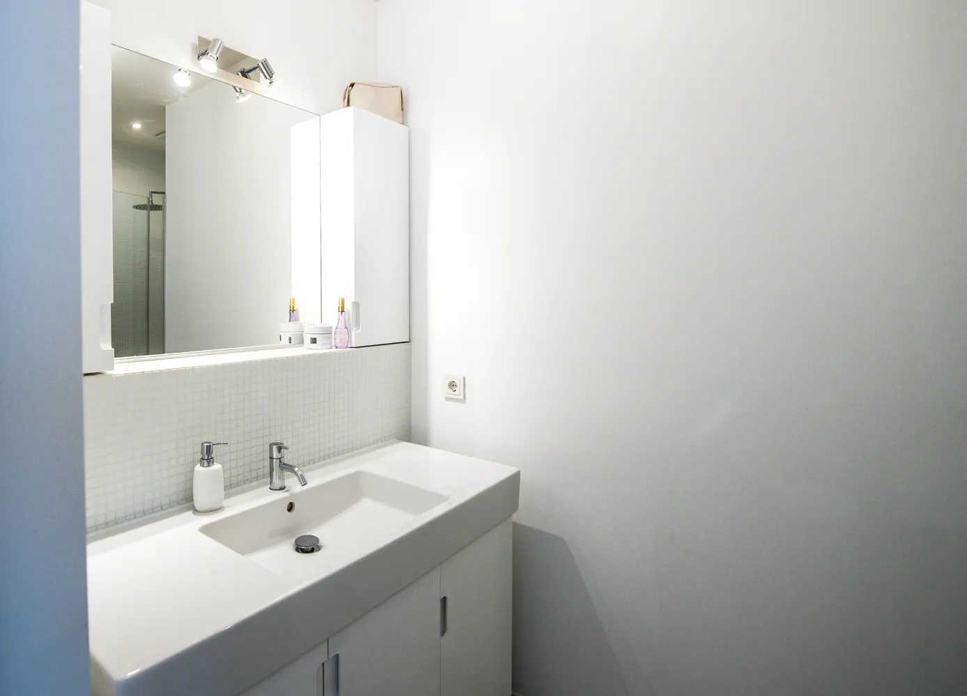 2 room apartment with 68 m² in Munich – Photo 9