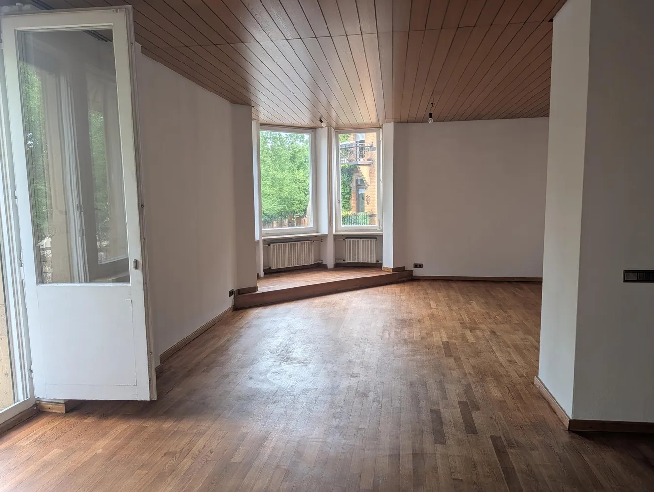 5 Zimmer Wohnung mit 134 m² in Karlsruhe – Bild 1