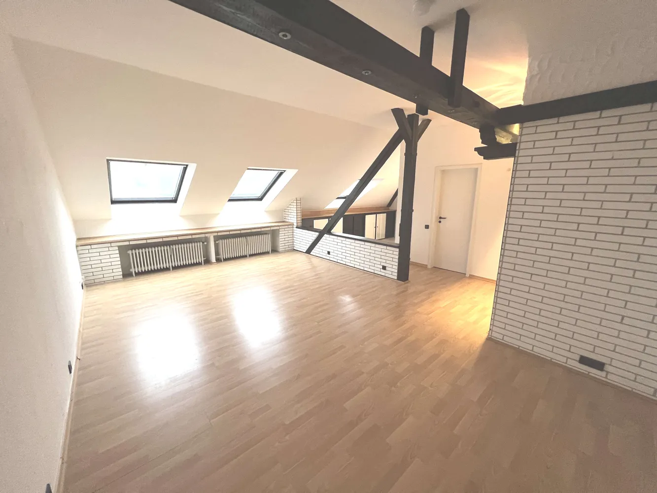 4 Zimmer Wohnung mit 81 m² in Wuppertal – Bild 2