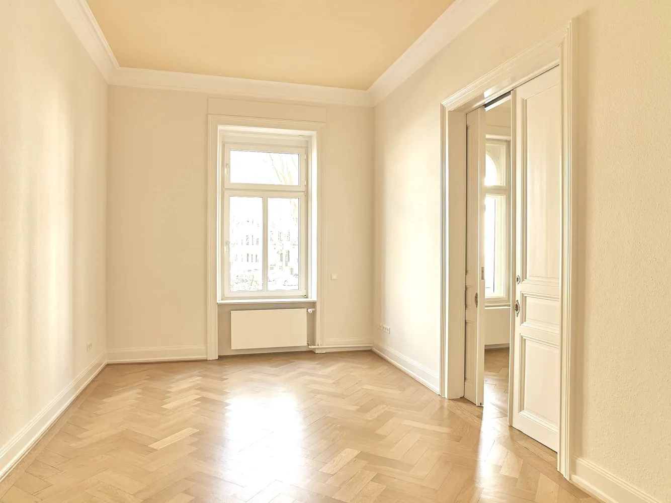 3 Zimmer Wohnung mit 151 m² in Wiesbaden – Bild 2