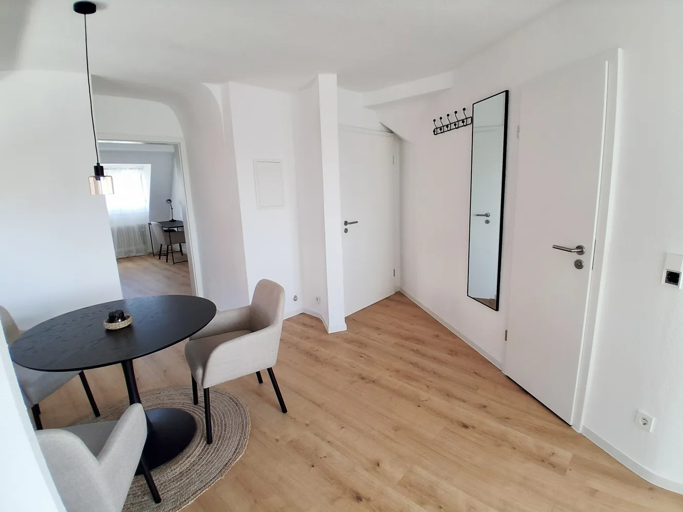 2 Zimmer Wohnung mit 60 m² in Stuttgart – Bild 11