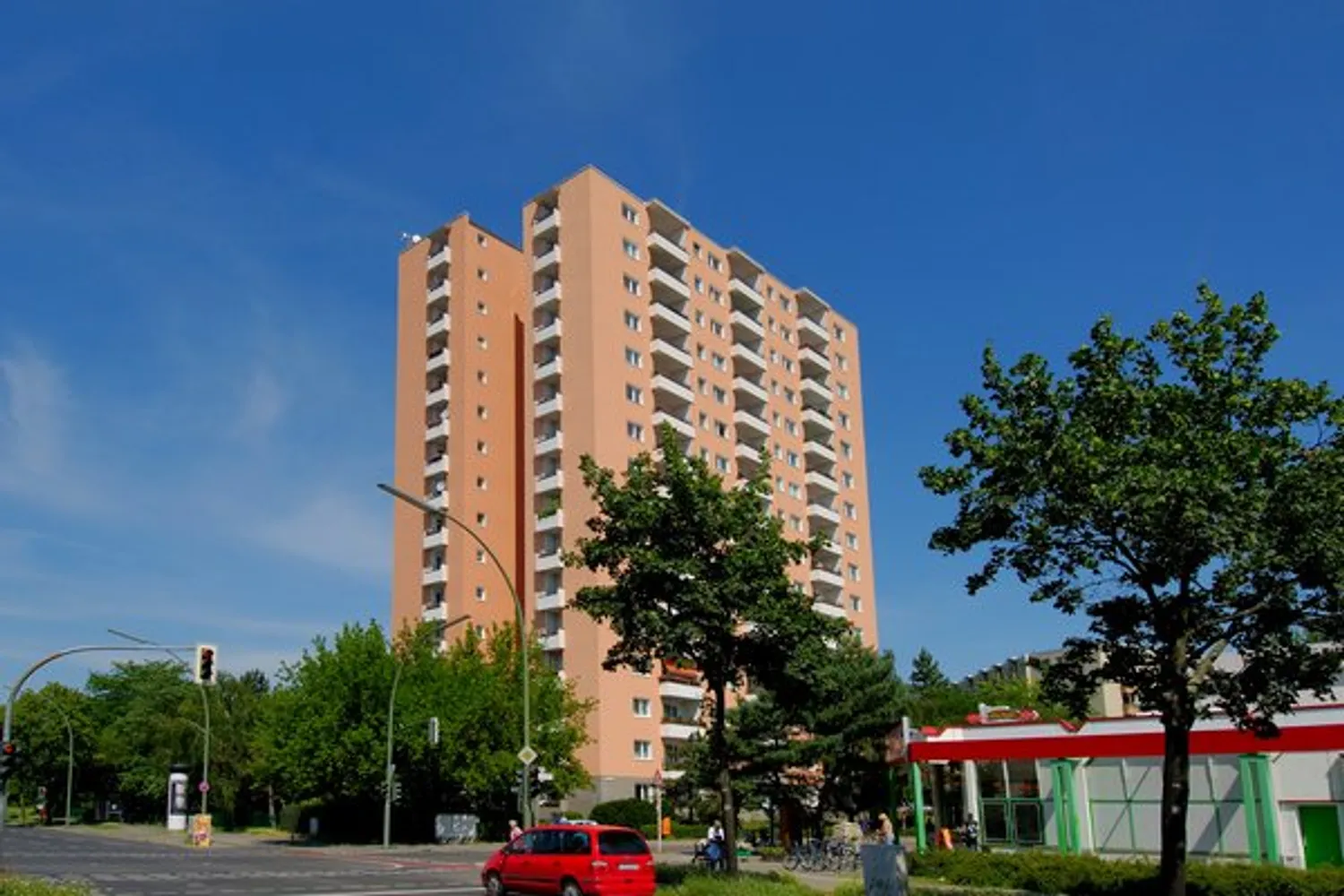 2 Zimmer Wohnung mit 69 m² in Berlin – Bild 2