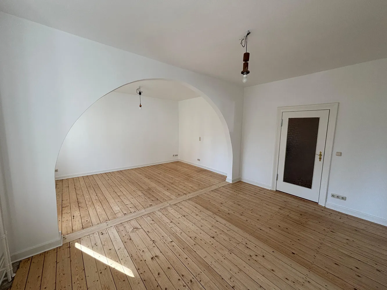3 Zimmer Wohnung mit 87 m² in Magdeburg – Bild 2