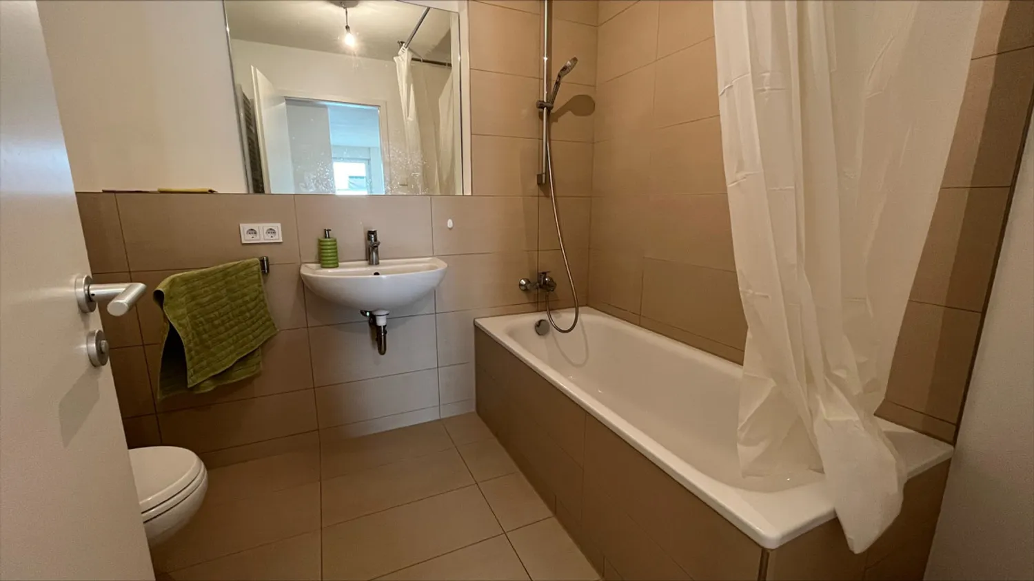 3 Zimmer Wohnung mit 77 m² in Hamburg – Bild 4